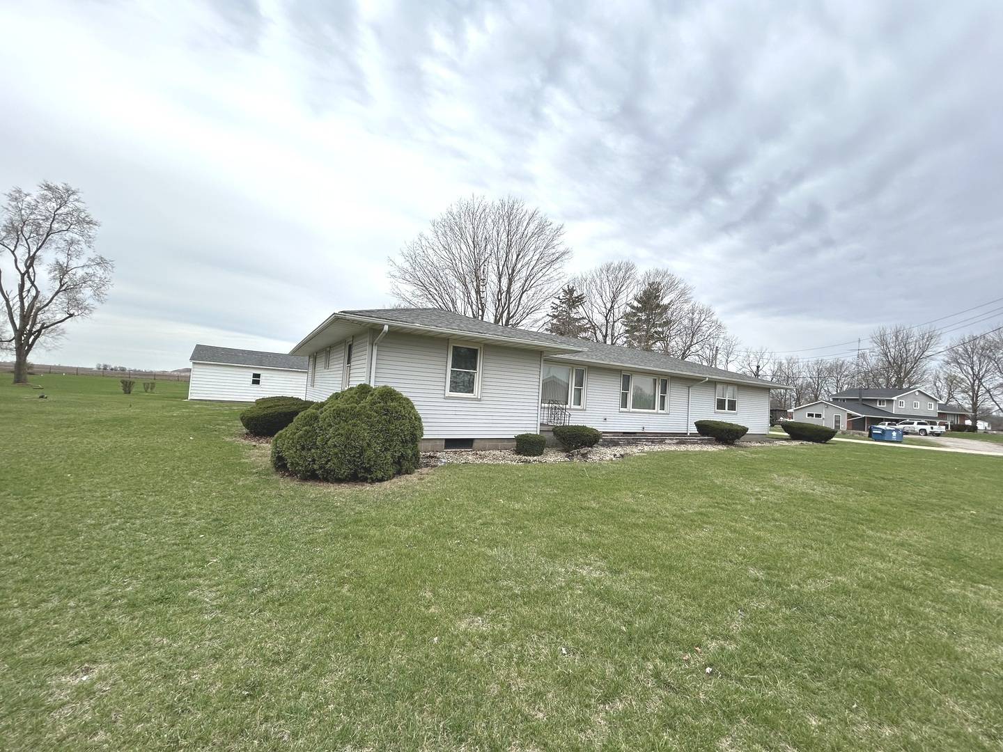 Triumph, IL 61371,3898 E. 739TH RD