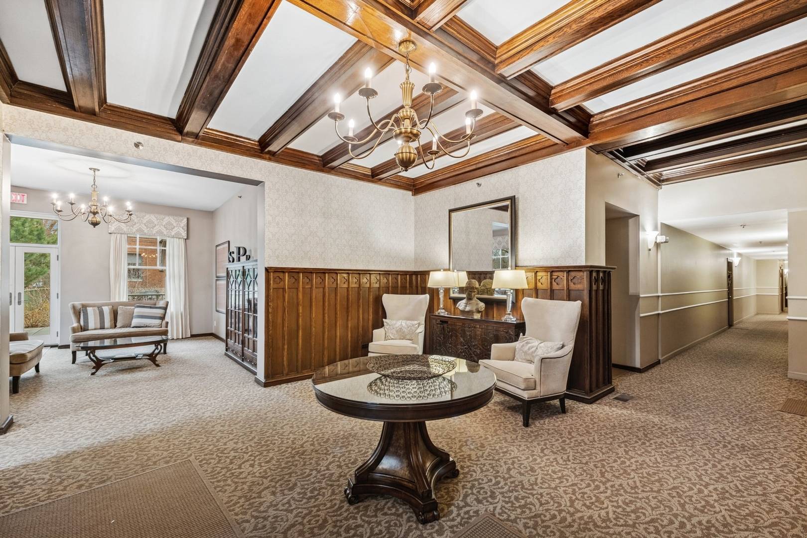 Oak Park, IL 60301,156 N Oak Park AVE #2H