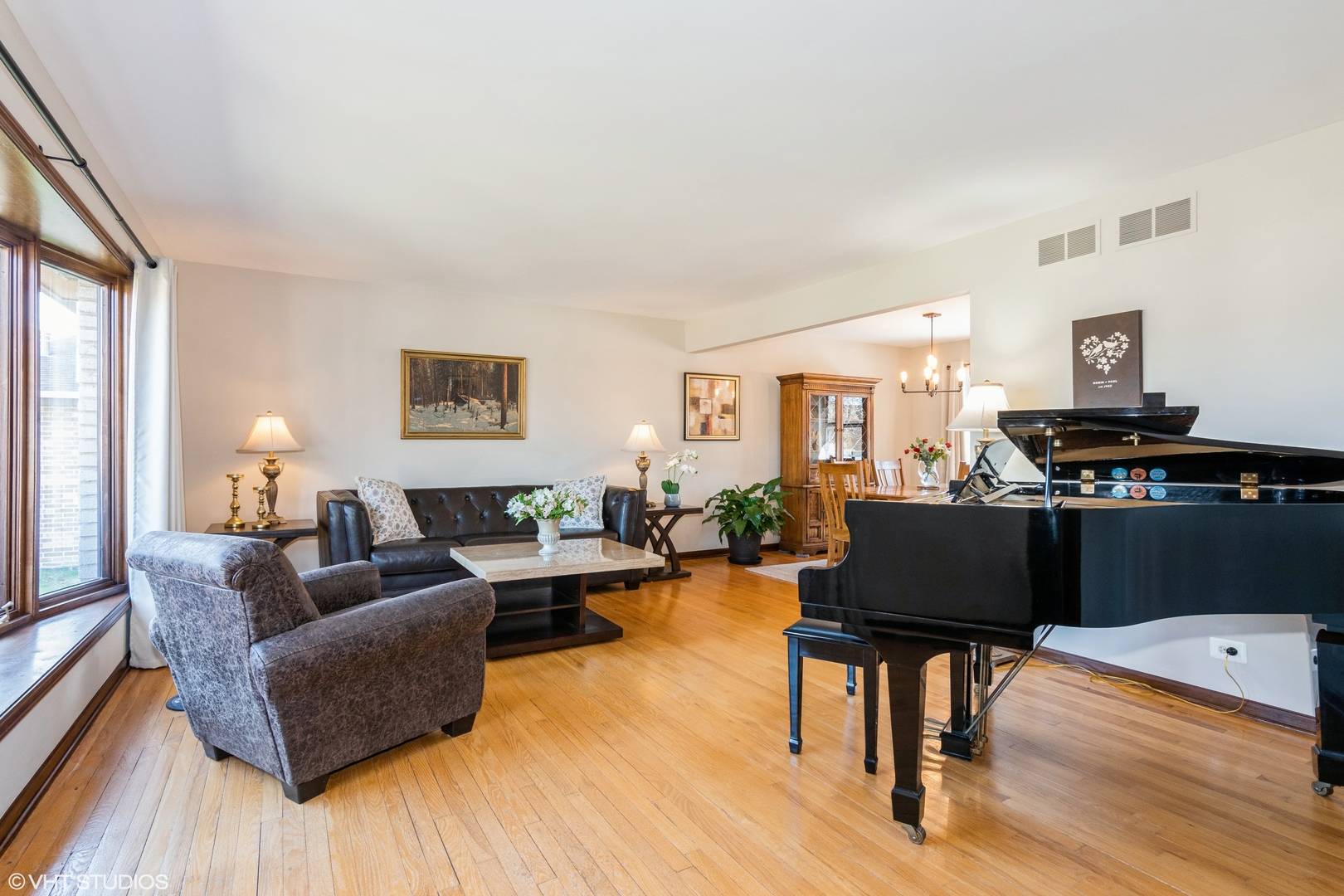 Darien, IL 60561,7518 Cambridge RD
