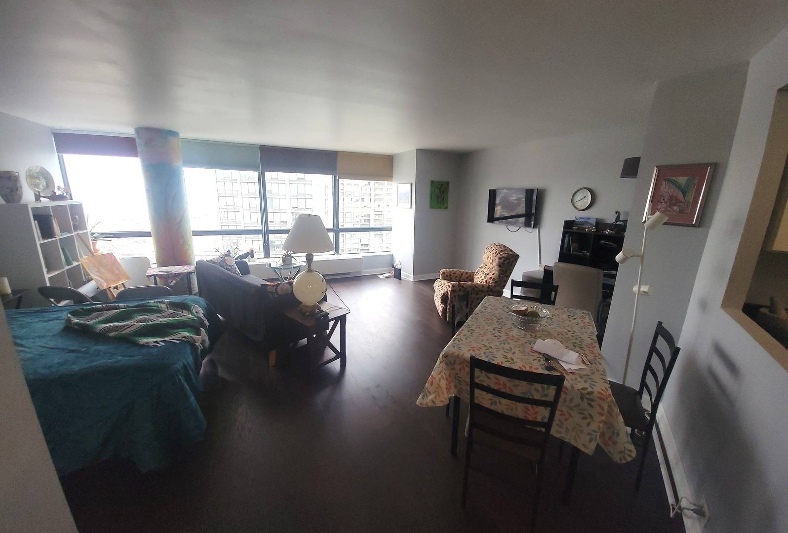 Chicago, IL 60640,5415 N Sheridan RD #2607