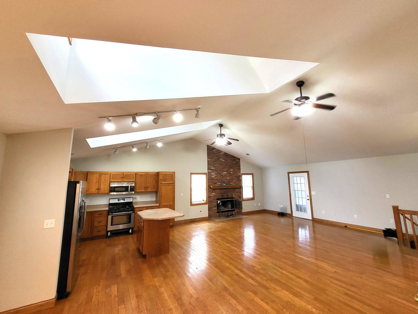 Sandwich, IL 60548,4 JUNIOR DR