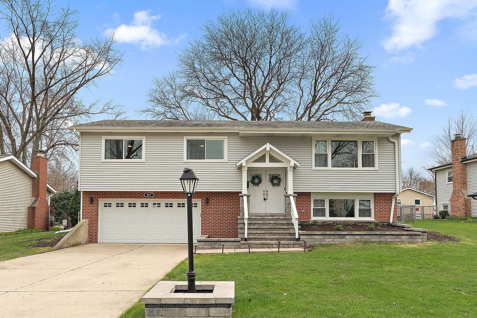 Darien, IL 60561,417 70th ST