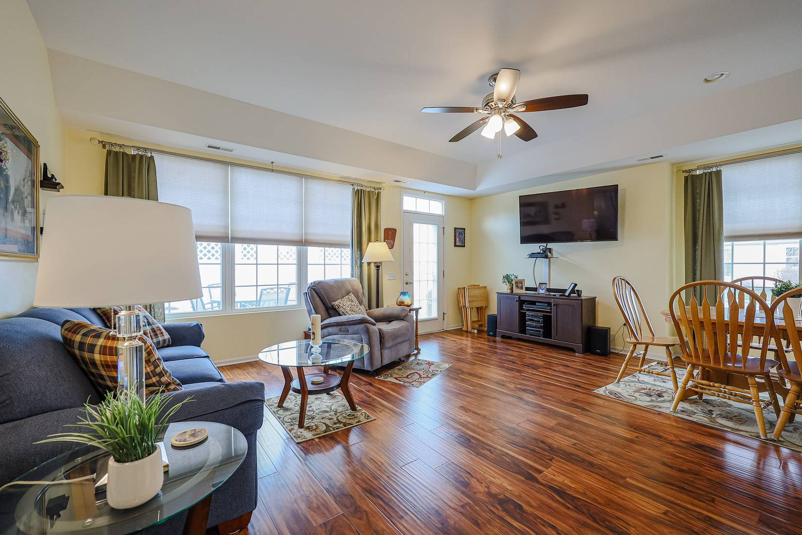 Huntley, IL 60142,13442 Delaney RD