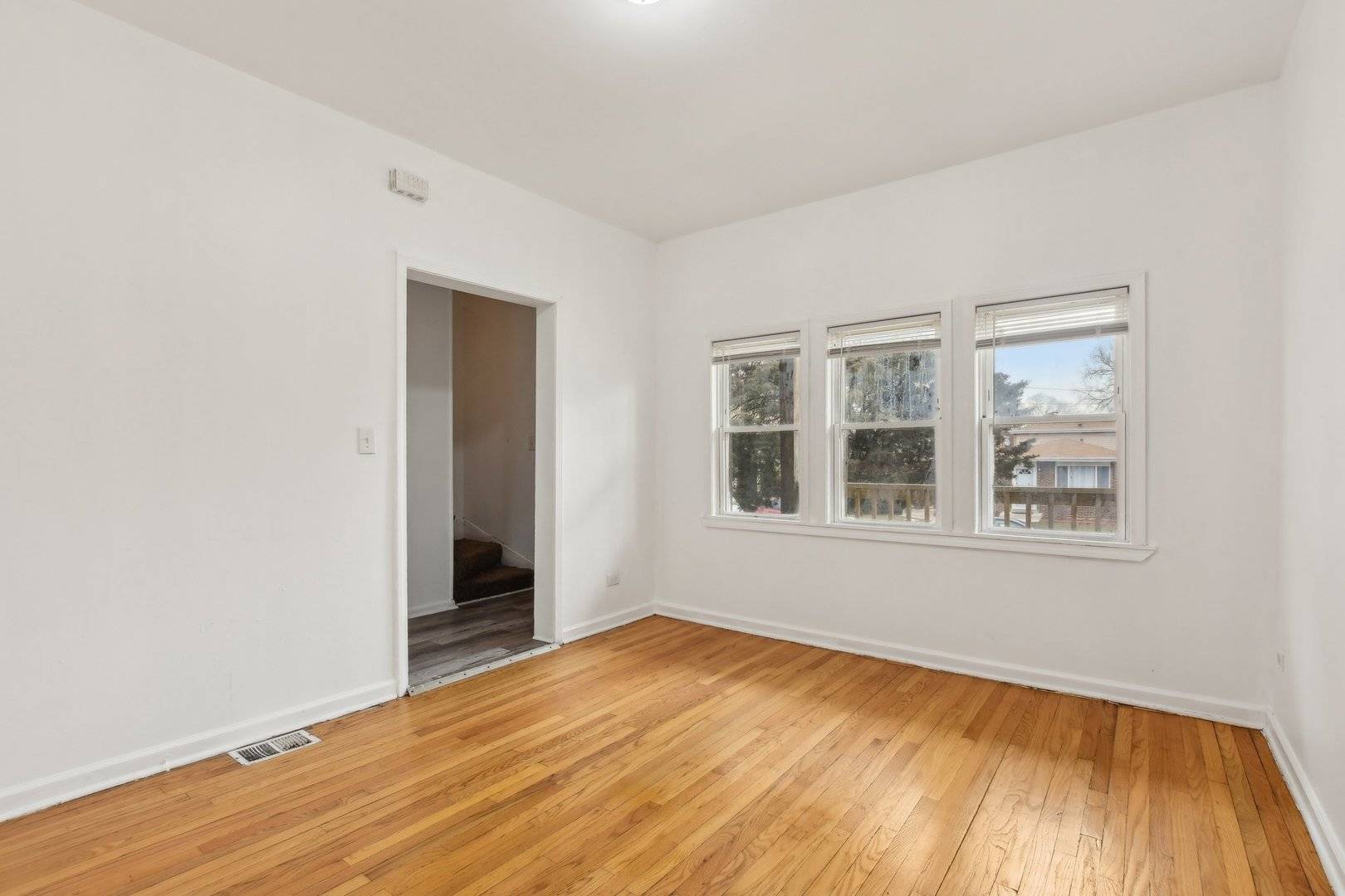Chicago, IL 60620,8422 S Gilbert CT