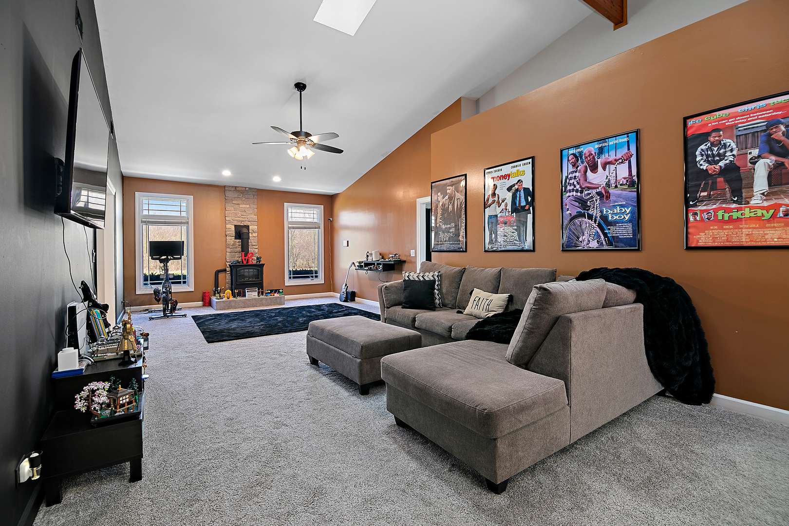 St. Anne, IL 60964,102 River Run DR