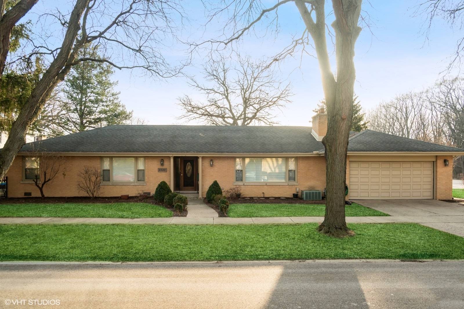 Park Ridge, IL 60068,1131 S Hamlin AVE