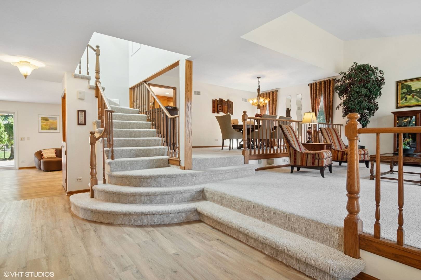 Palatine, IL 60067,2300 Lisa CT