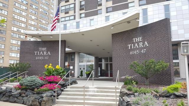 Chicago, IL 60660,6145 N SHERIDAN RD #28D