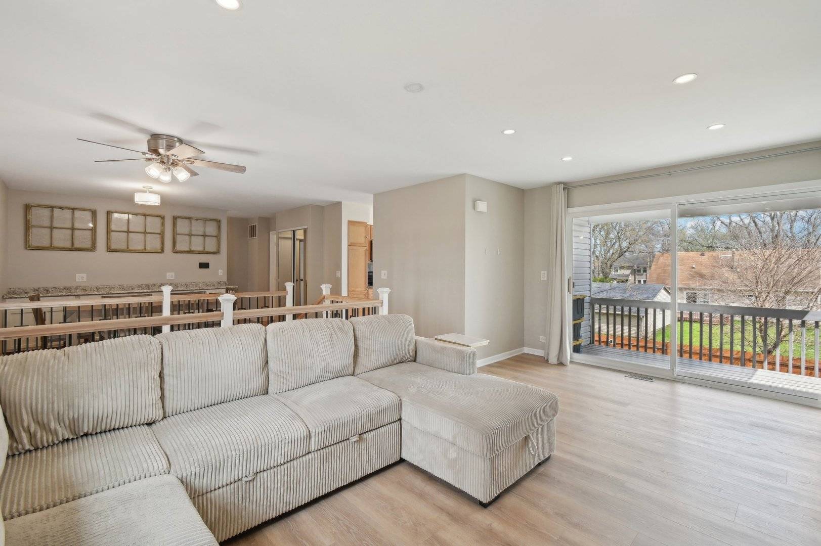 Vernon Hills, IL 60061,25 Manchester LN