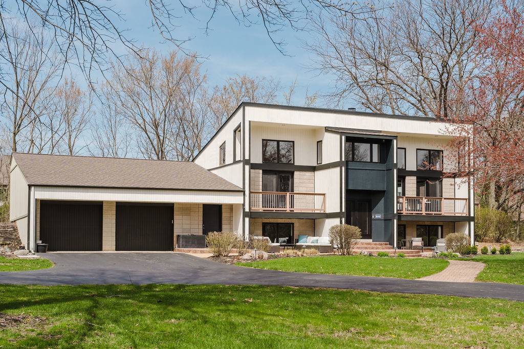 New Lenox, IL 60451,2609 Walter DR