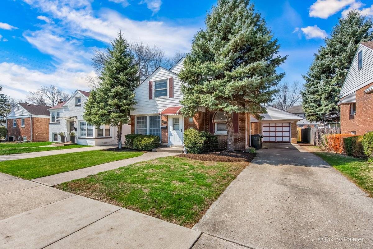 Morton Grove, IL 60053,9008 Menard AVE