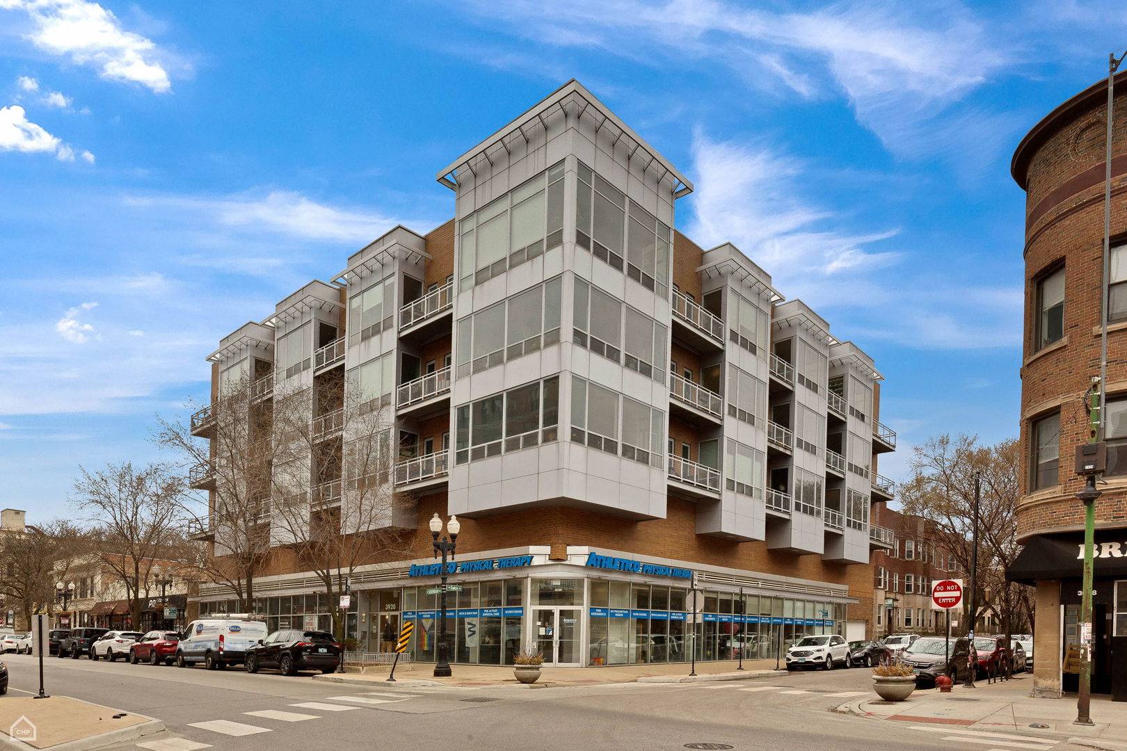 Chicago, IL 60613,3920 N Sheridan RD #304