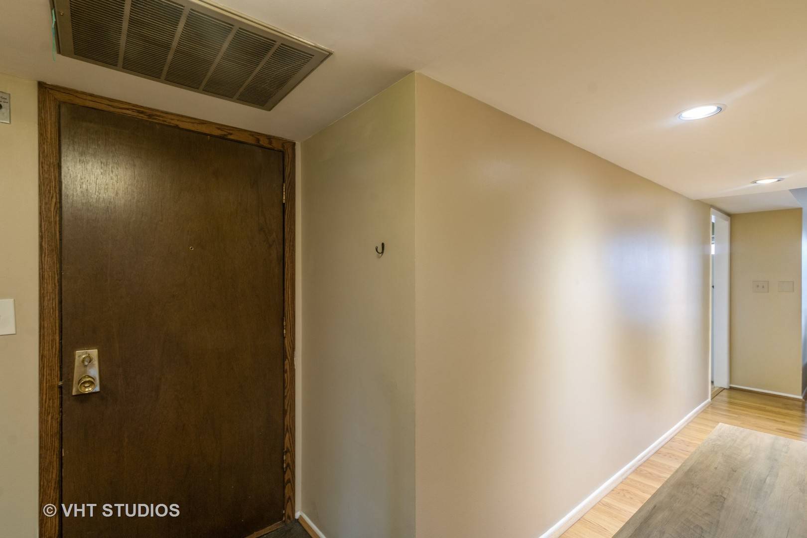 Arlington Heights, IL 60005,110 S Dunton AVE #2A