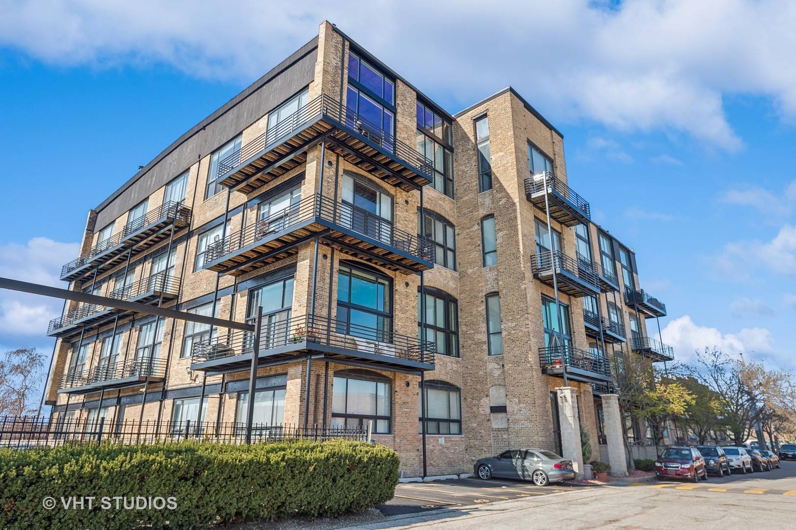 Chicago, IL 60614,2614 N Clybourn AVE #109