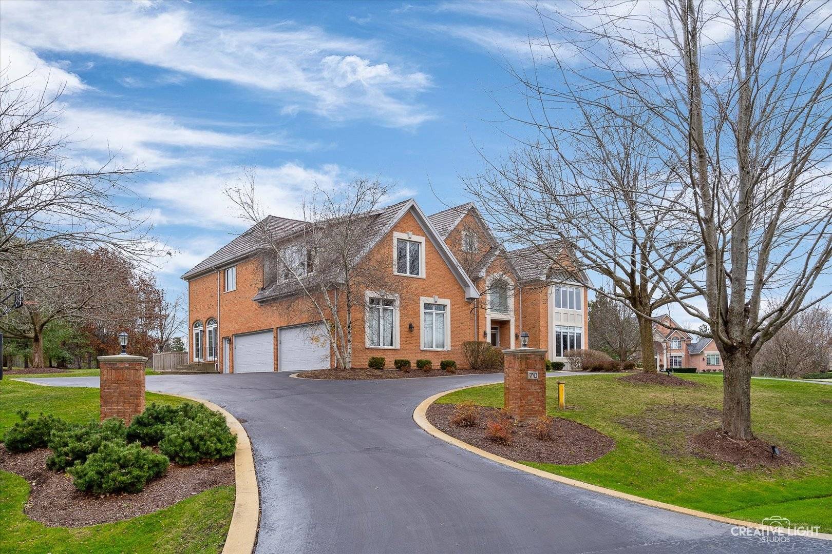 Inverness, IL 60010,70 New Abbey DR