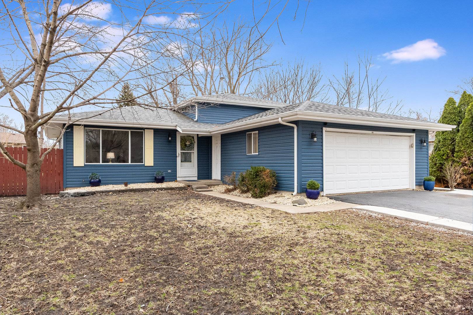 Oswego, IL 60543,182 Charles CT