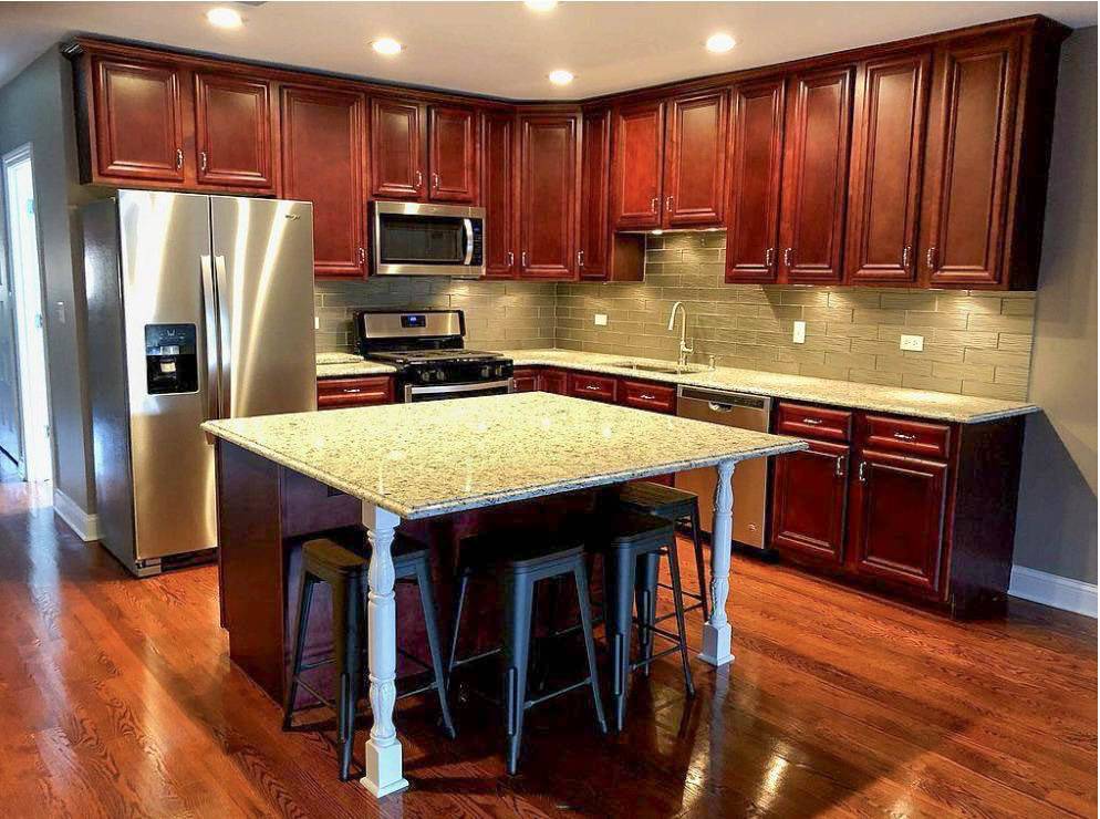 Oak Lawn, IL 60453,4921 W 95th ST