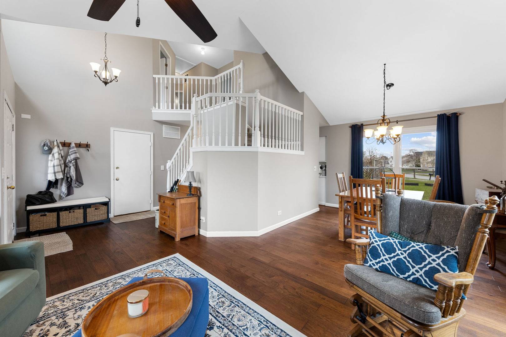 Crystal Lake, IL 60014,1108 Dovercliff WAY