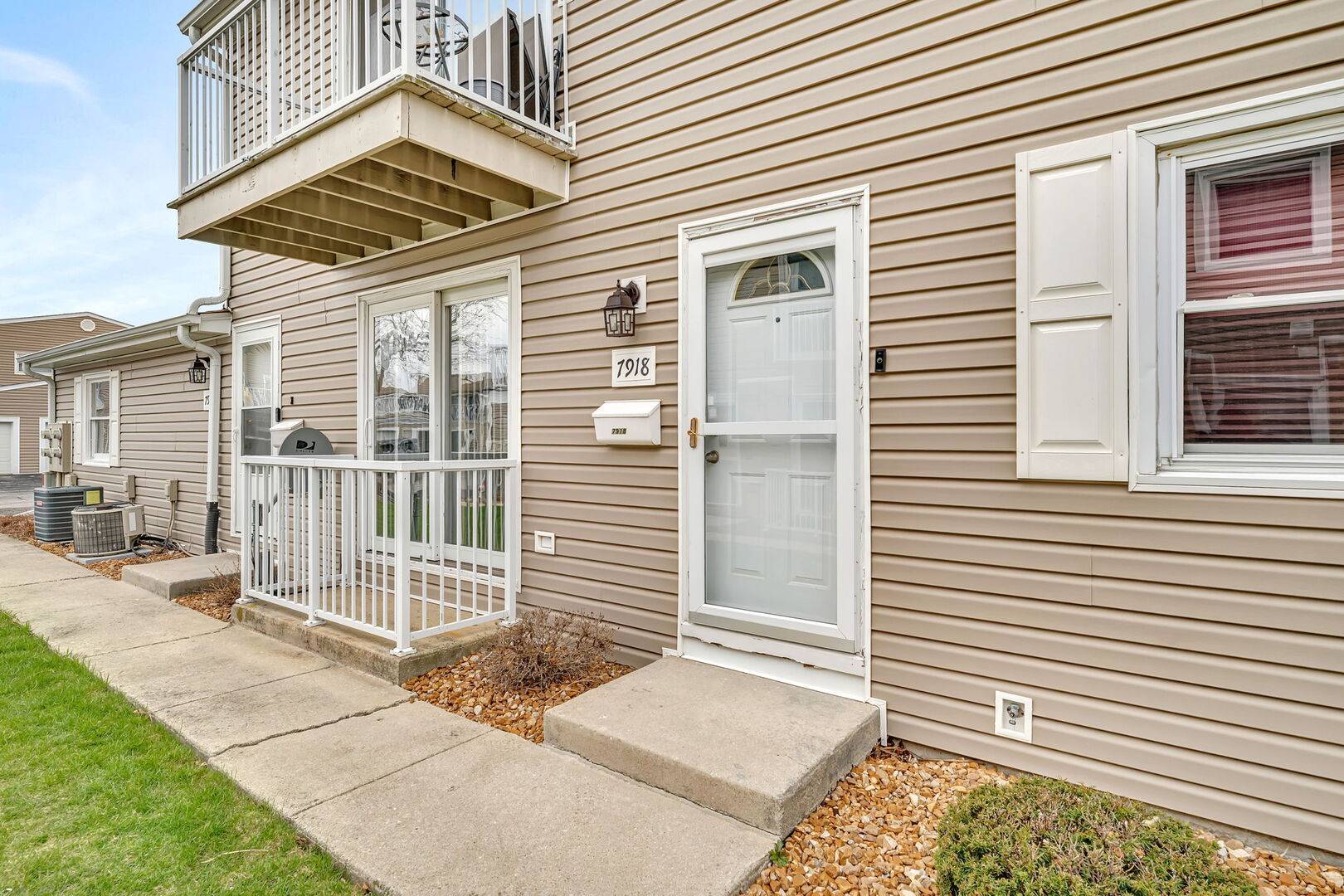 Tinley Park, IL 60477,7918 163rd CT #7918