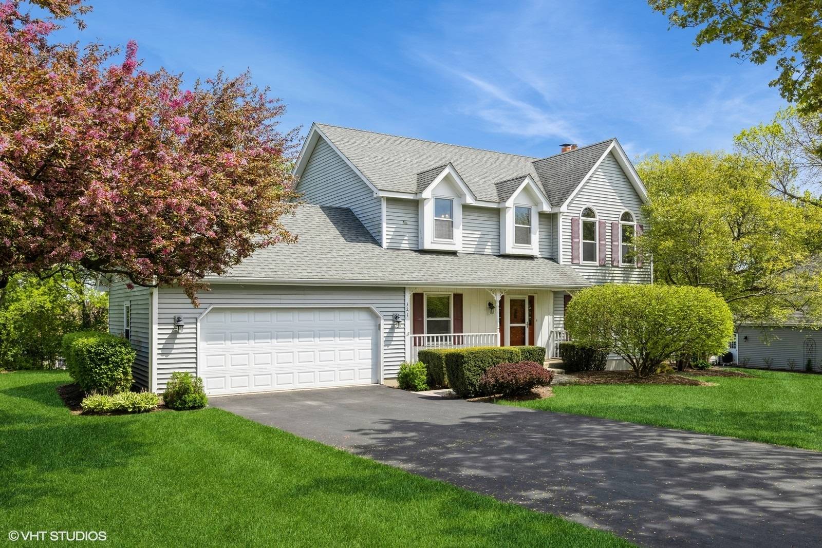 Algonquin, IL 60102,321 Greens View DR
