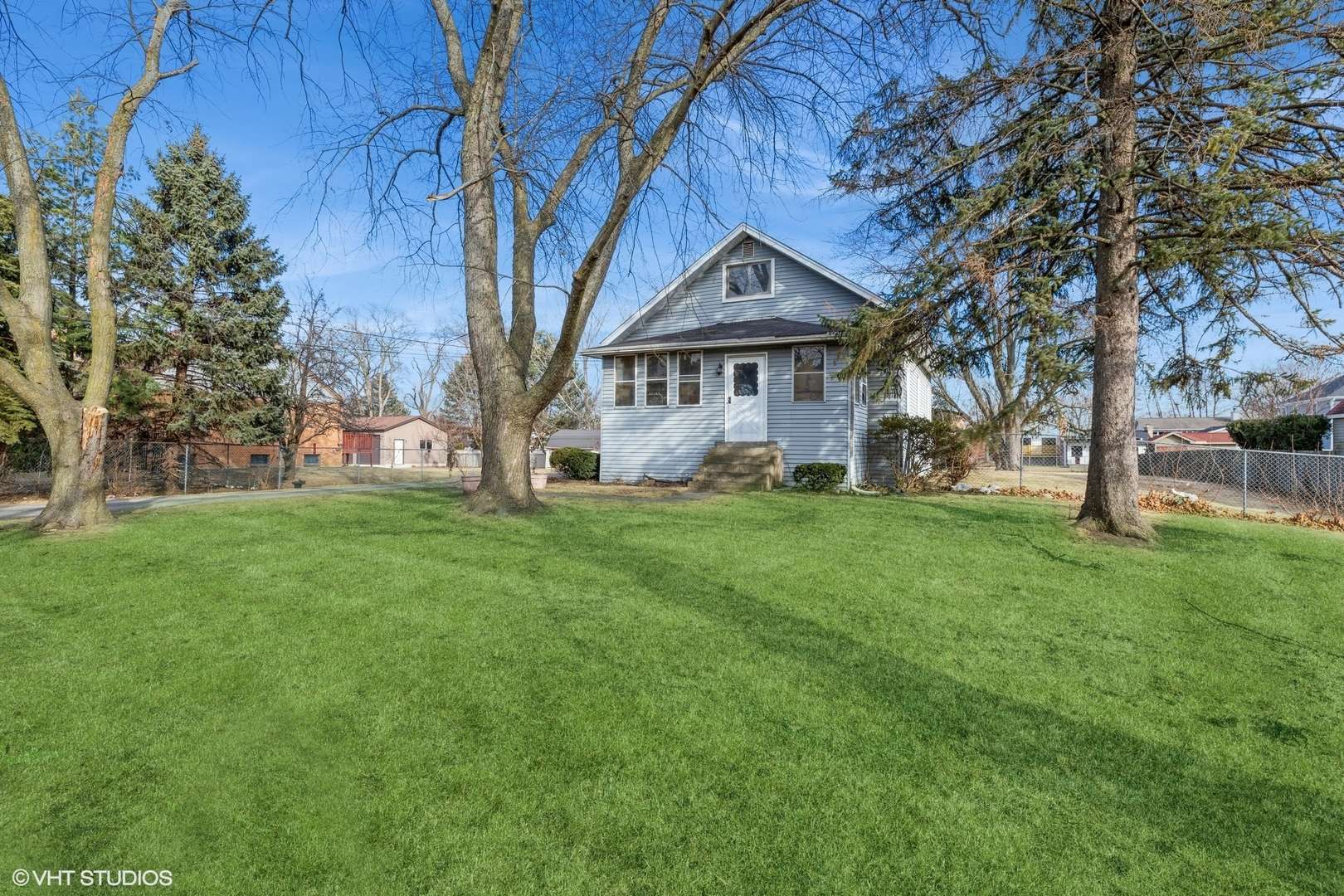 Mount Prospect, IL 60056,17 N Westgate RD