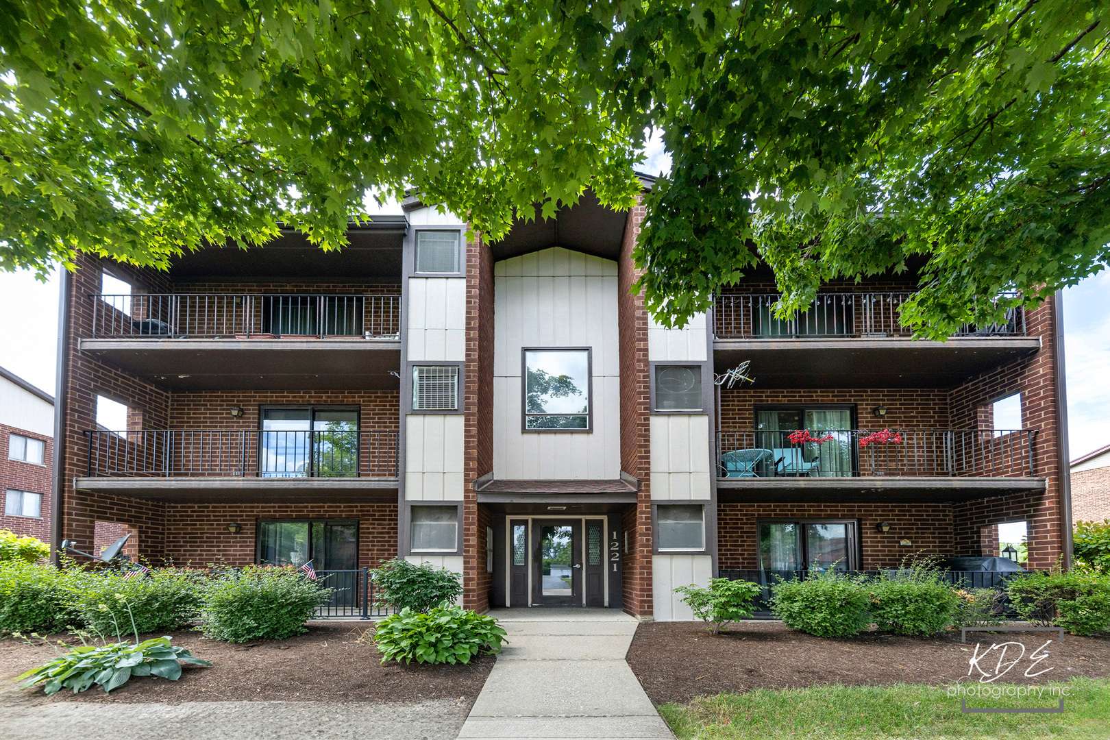 Naperville, IL 60563,1221 Chalet RD #28-201