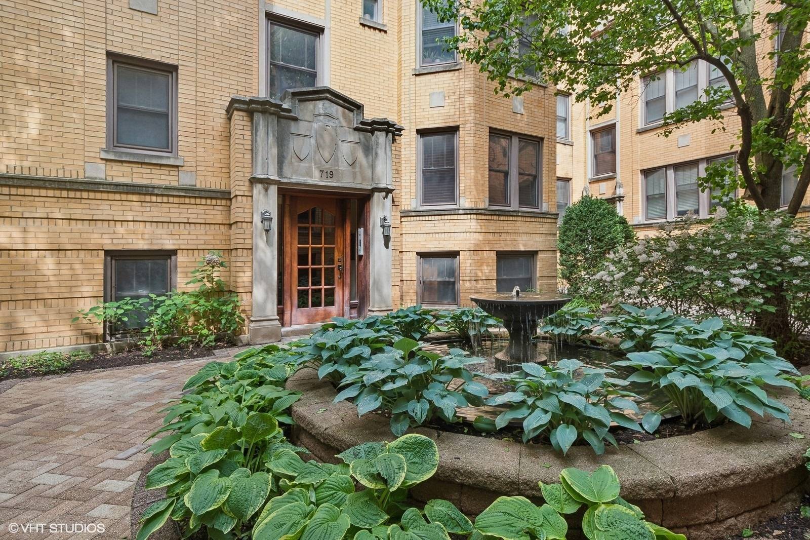 Evanston, IL 60202,719 Mulford ST #2F