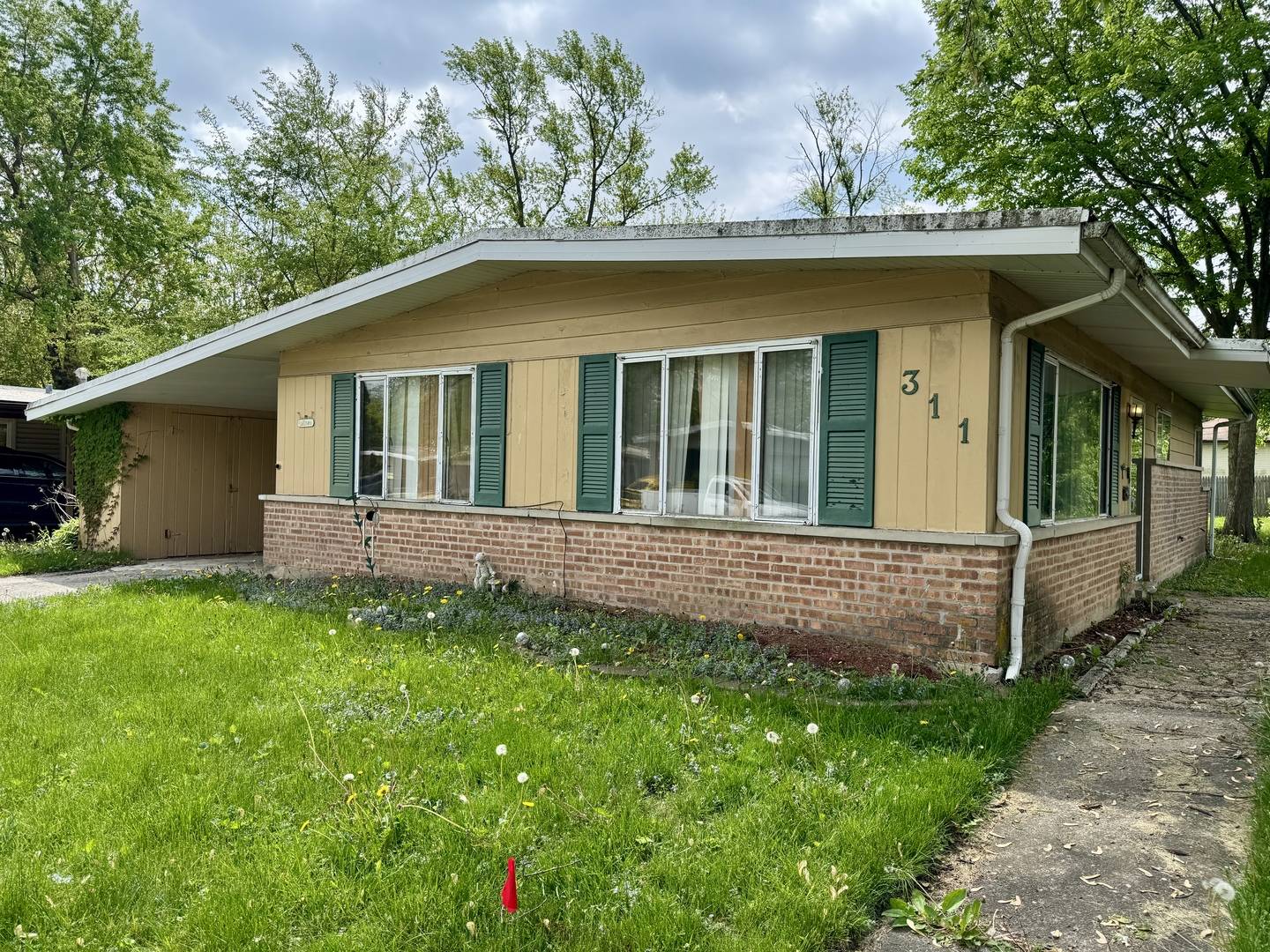 Park Forest, IL 60466,311 Seneca ST
