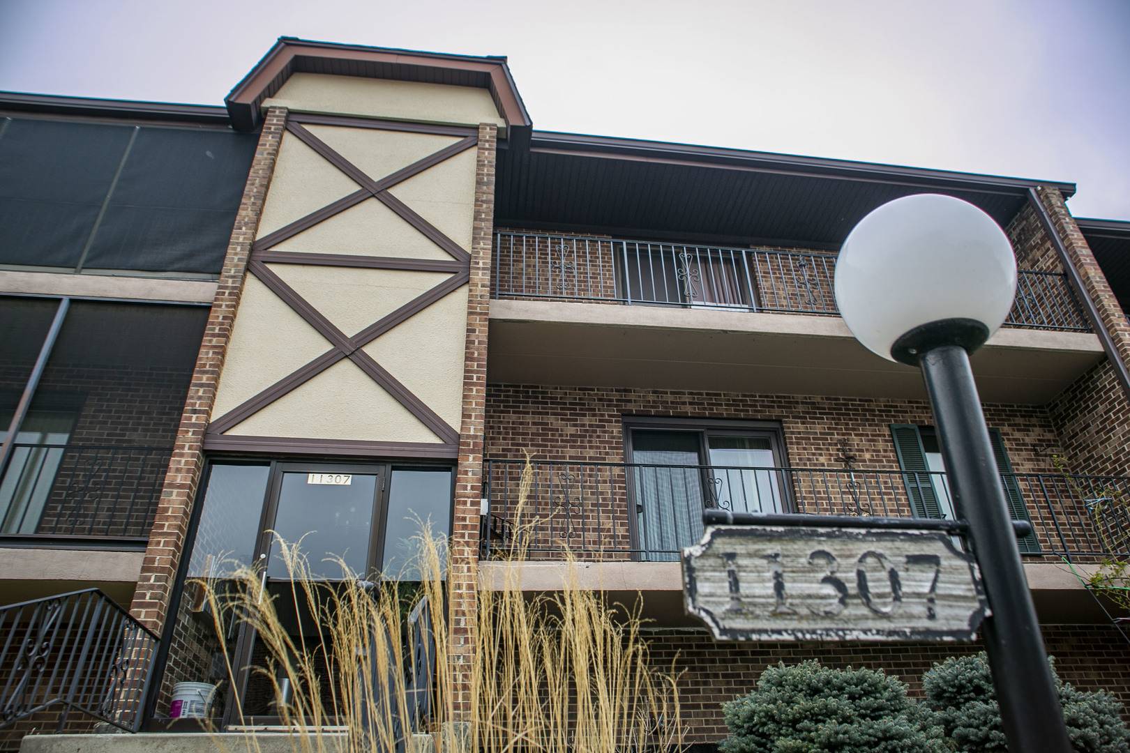 Palos Hills, IL 60465,11307 MORAINE DR #E
