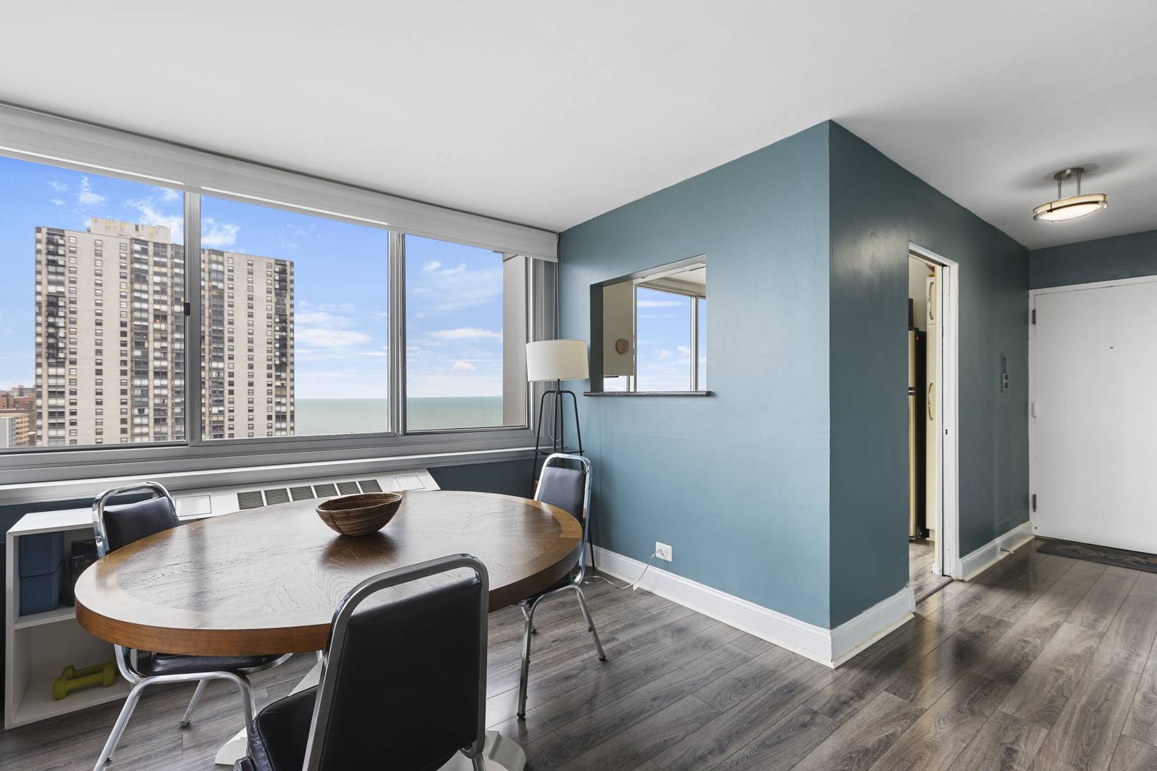 Chicago, IL 60660,5601 N SHERIDAN RD #13E