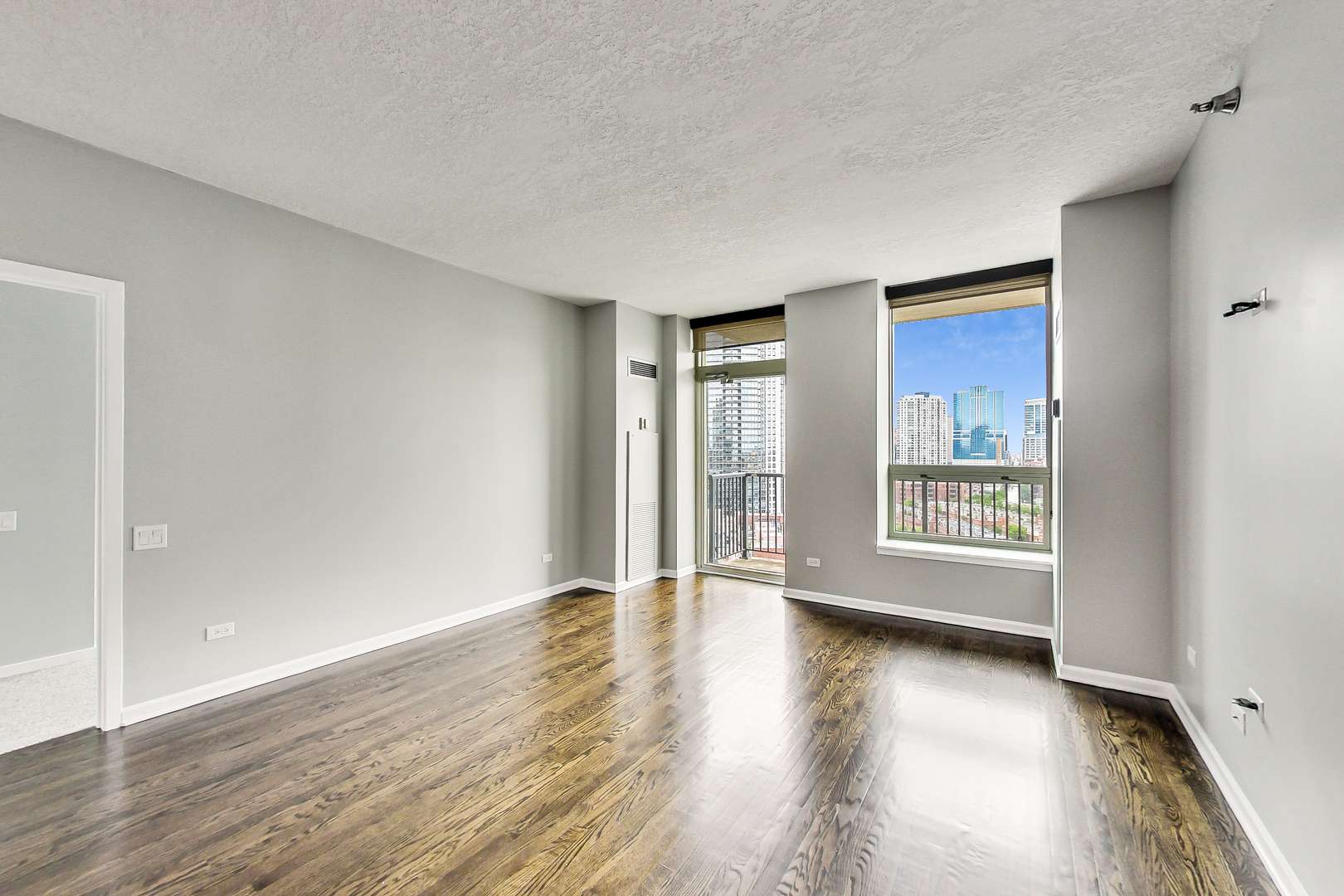 Chicago, IL 60654,600 N Kingsbury ST #1612