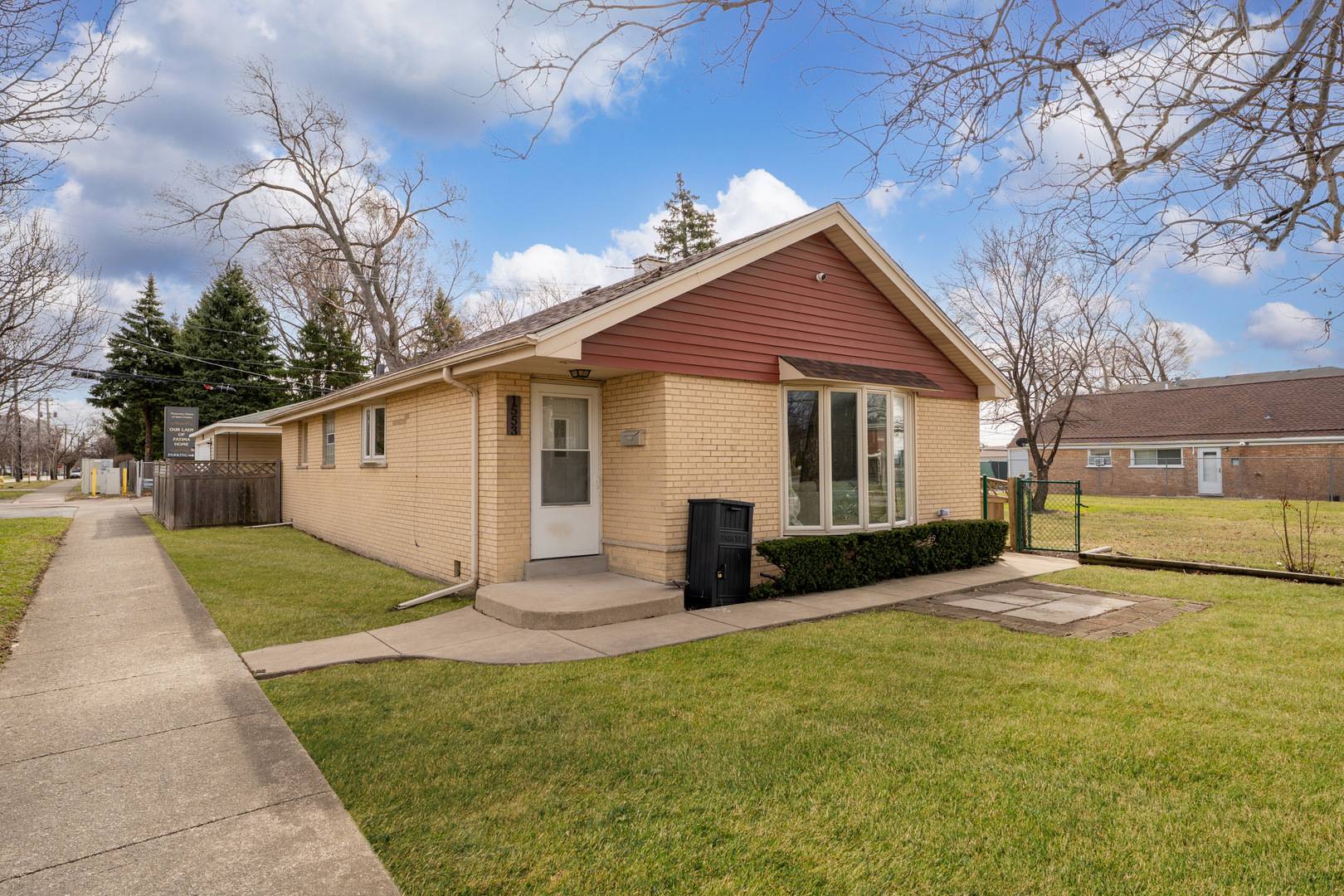 Stone Park, IL 60165,1553 N 39th AVE