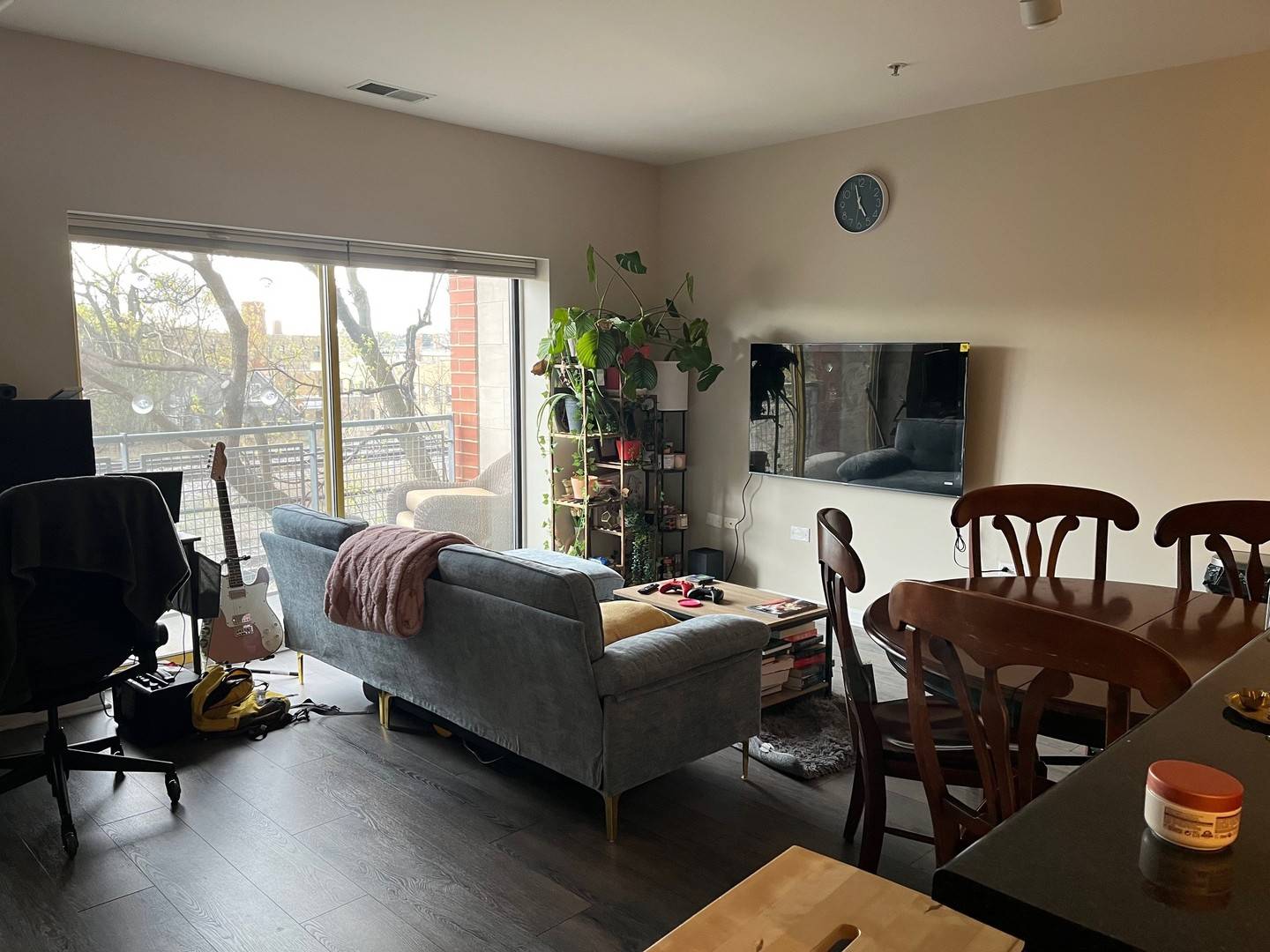 Evanston, IL 60202,1222 Chicago AVE #302