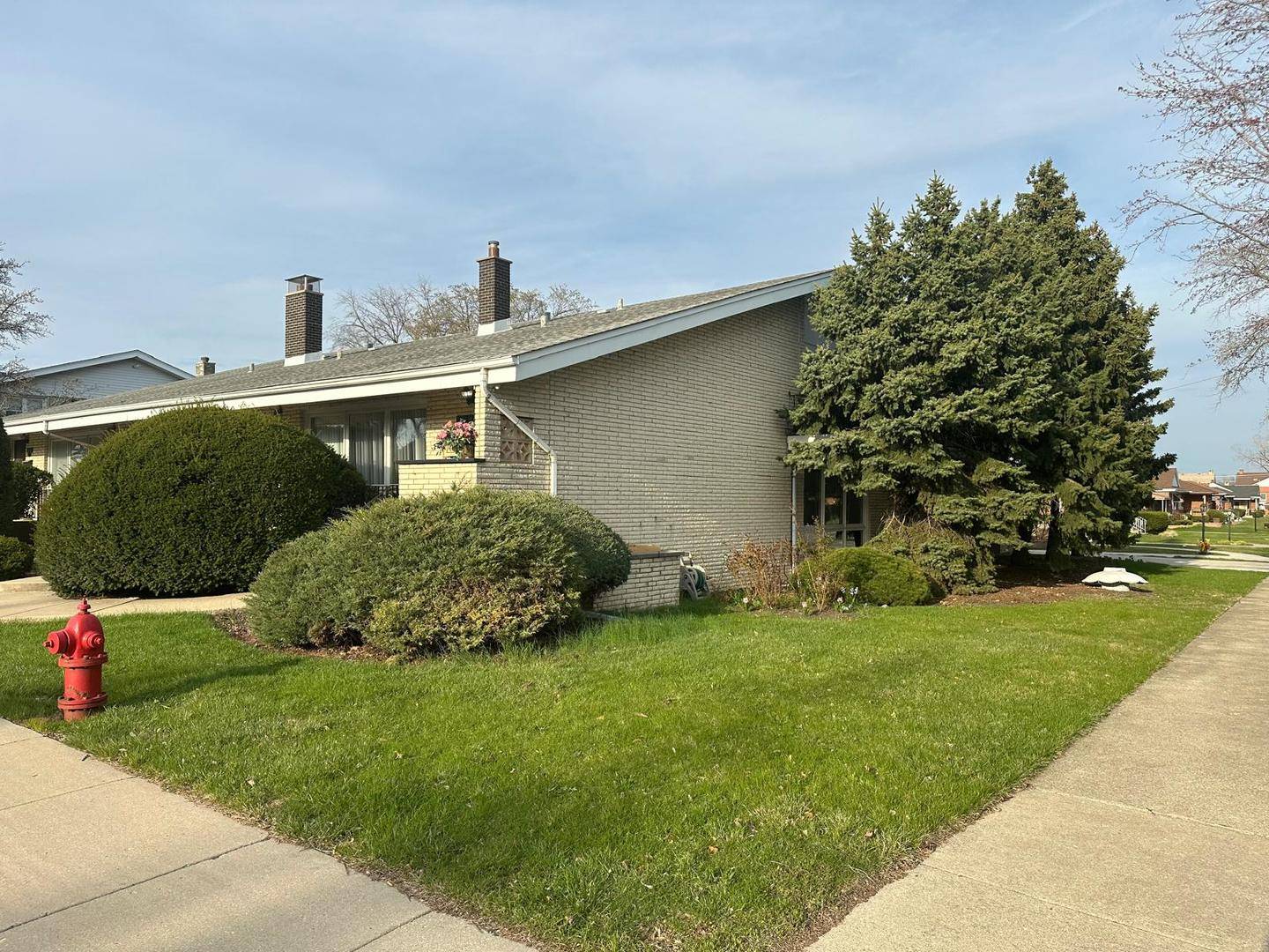 Westchester, IL 60154,Address not disclosed