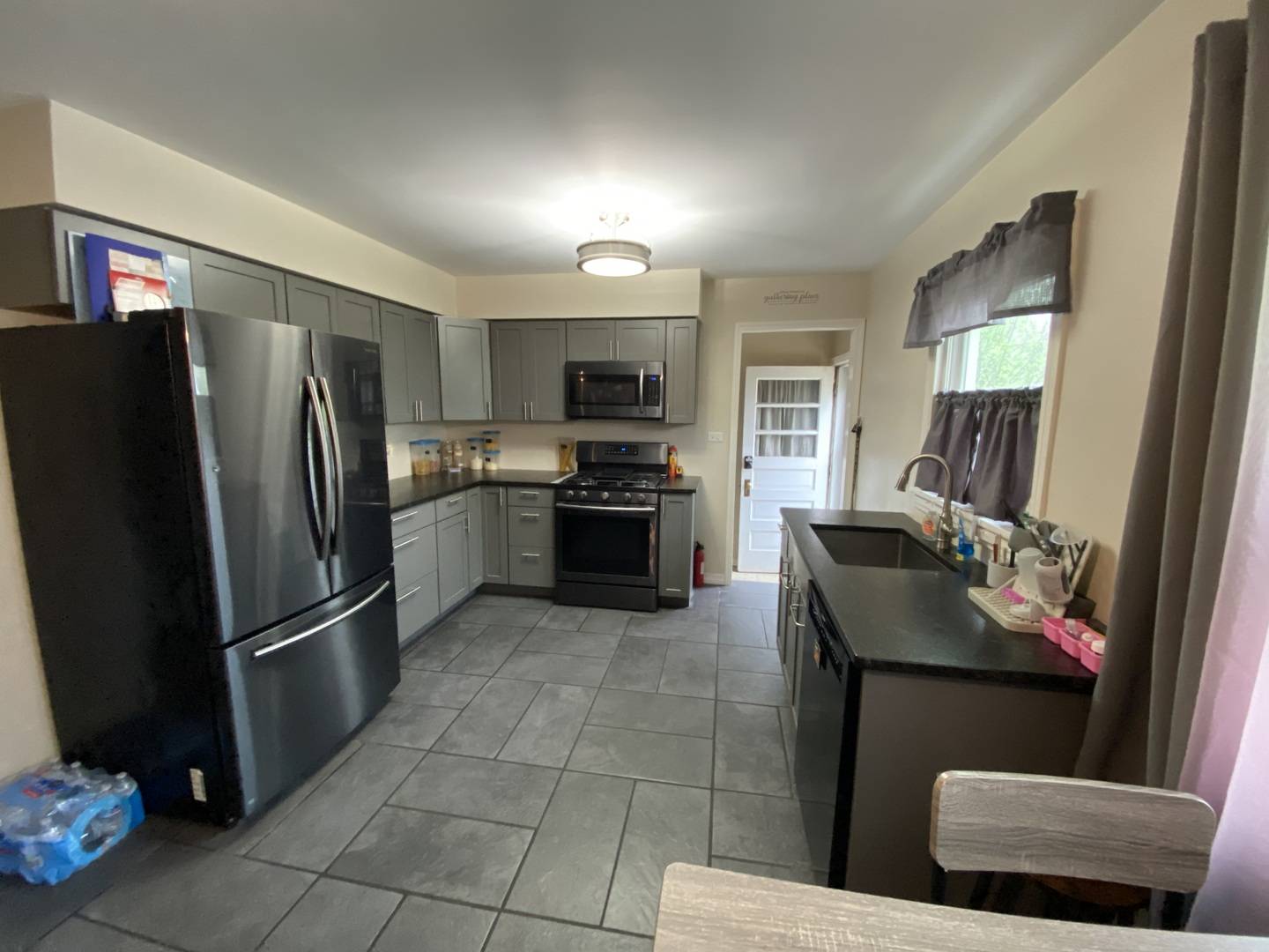 Villa Park, IL 60181,701 S Villa AVE