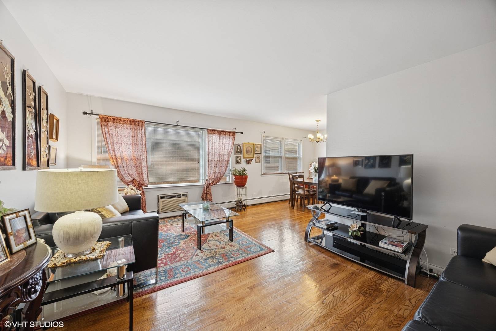 Forest Park, IL 60130,205 Circle AVE #2B