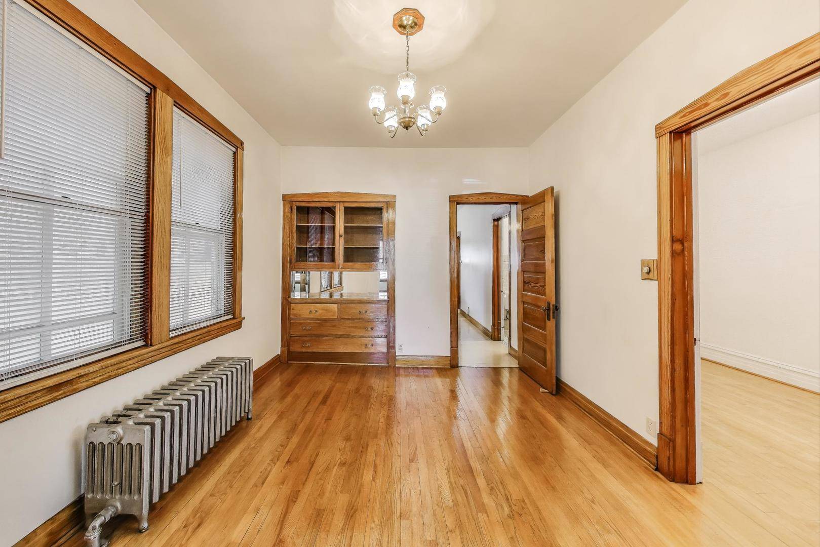 Chicago, IL 60622,2125 W Walton ST