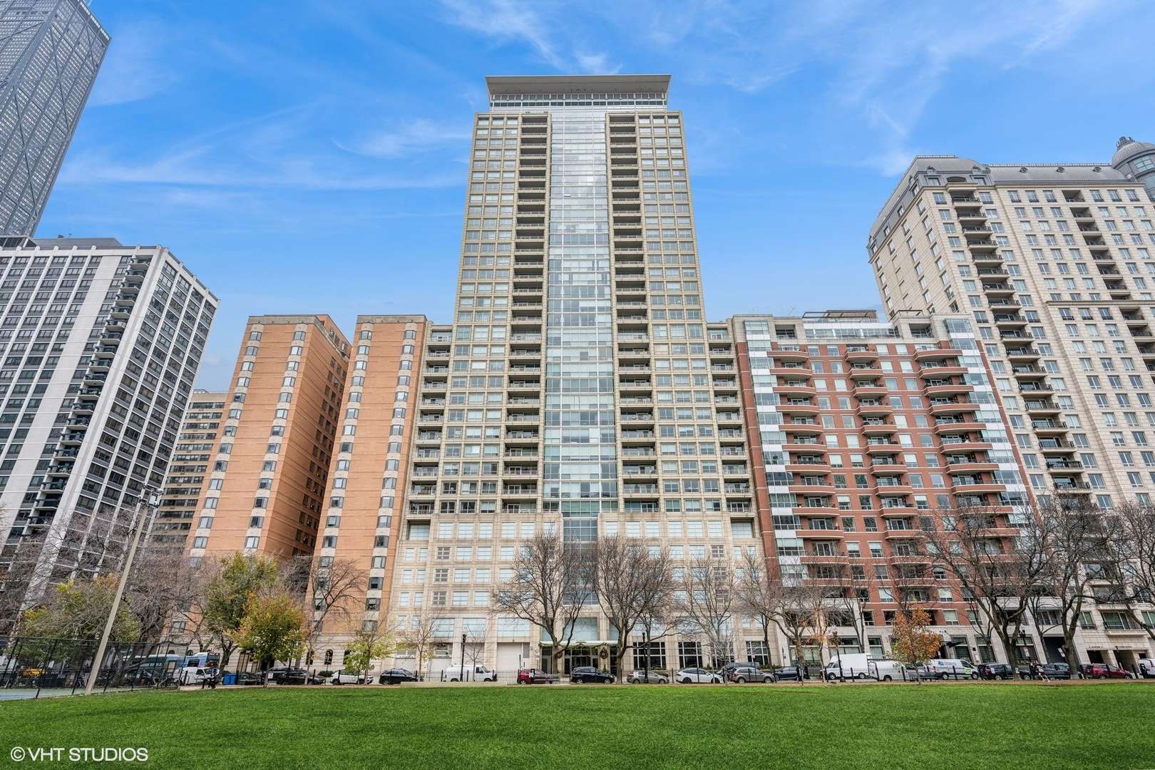 Chicago, IL 60611,250 E Pearson ST #1601
