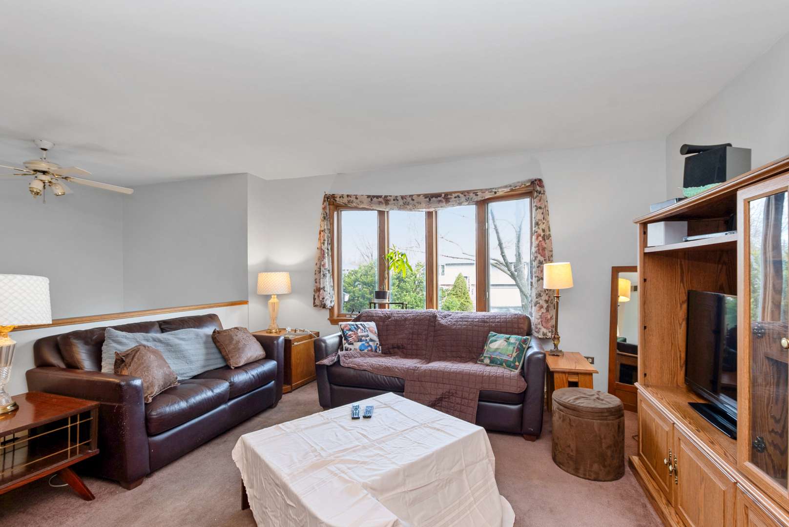 Orland Park, IL 60462,8509 Hemlock ST