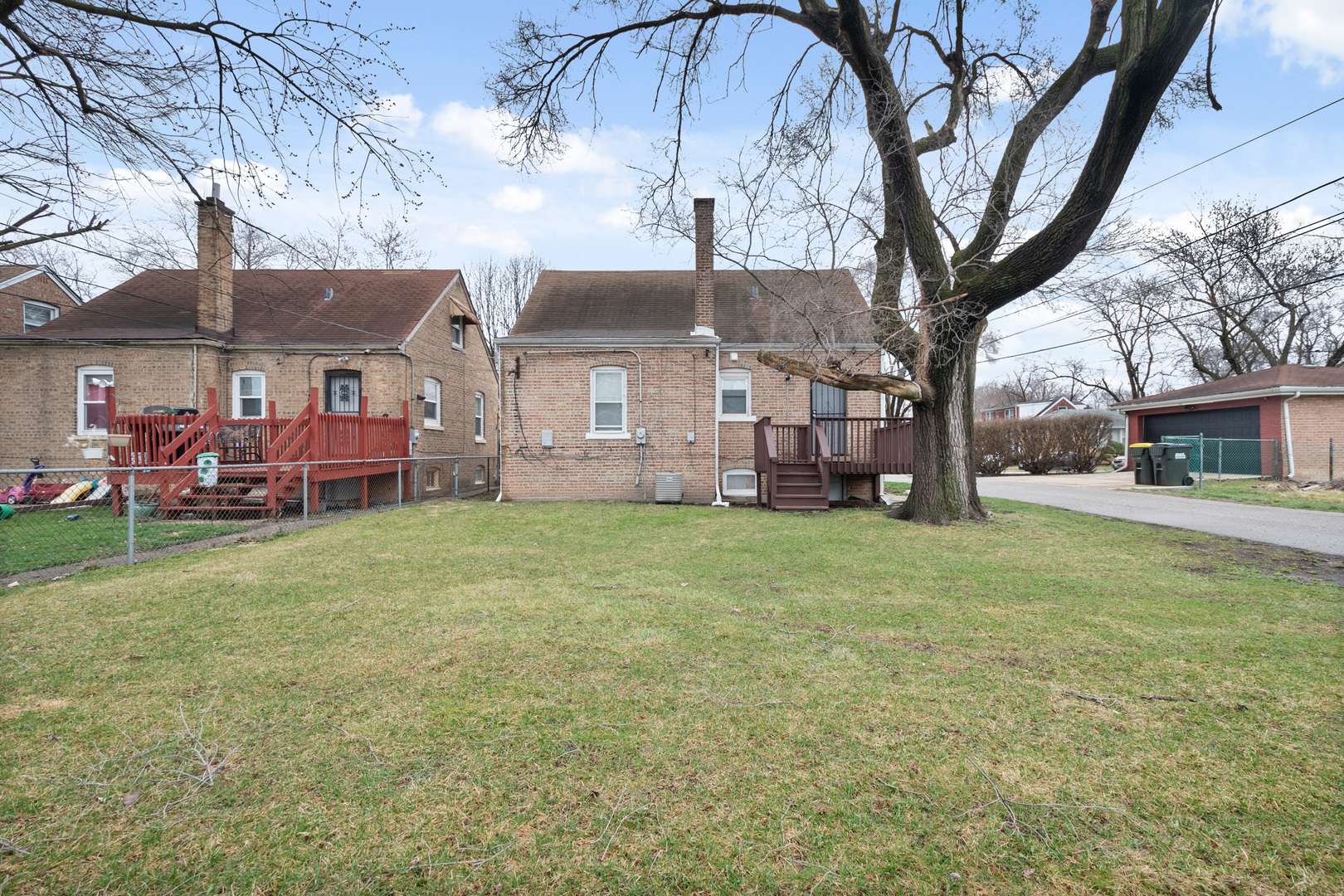 Riverdale, IL 60827,14526 S Dearborn ST