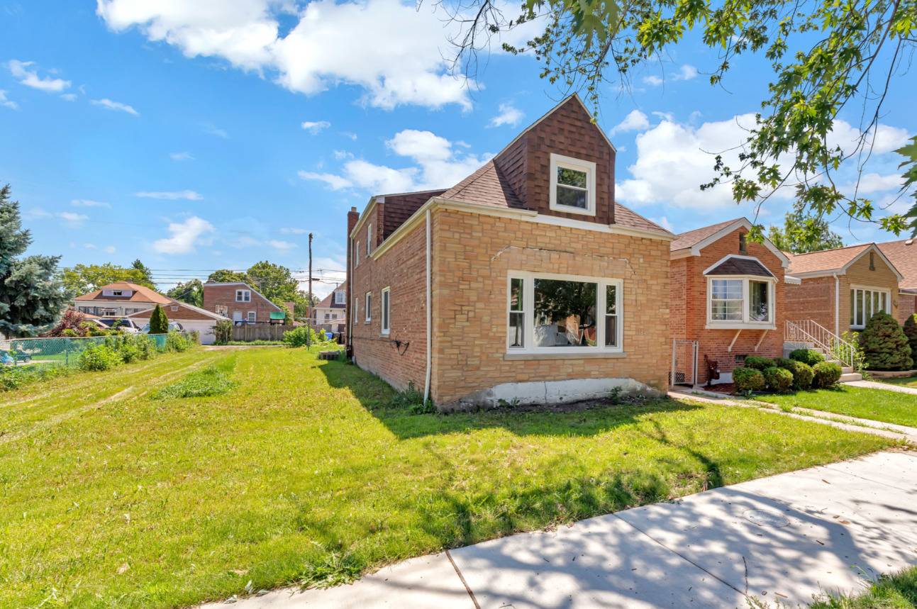Chicago, IL 60629,3841 W 56th ST