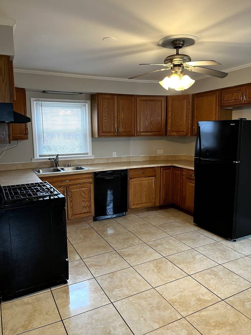 Hazel Crest, IL 60429,2818 Tennyson PL