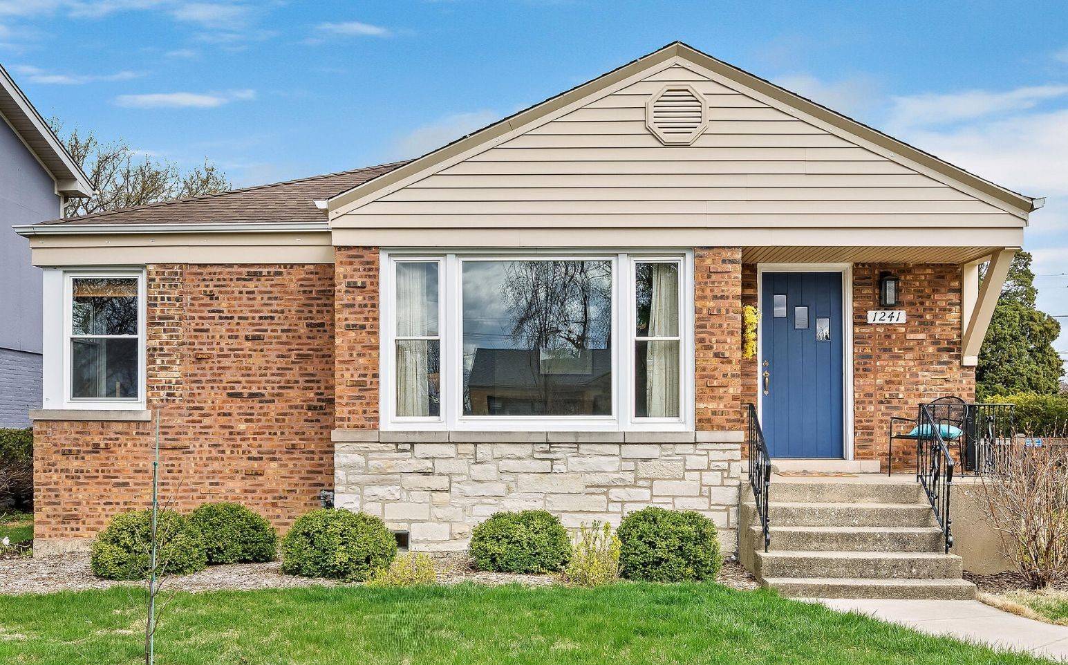 La Grange Park, IL 60526,1241 Newberry AVE