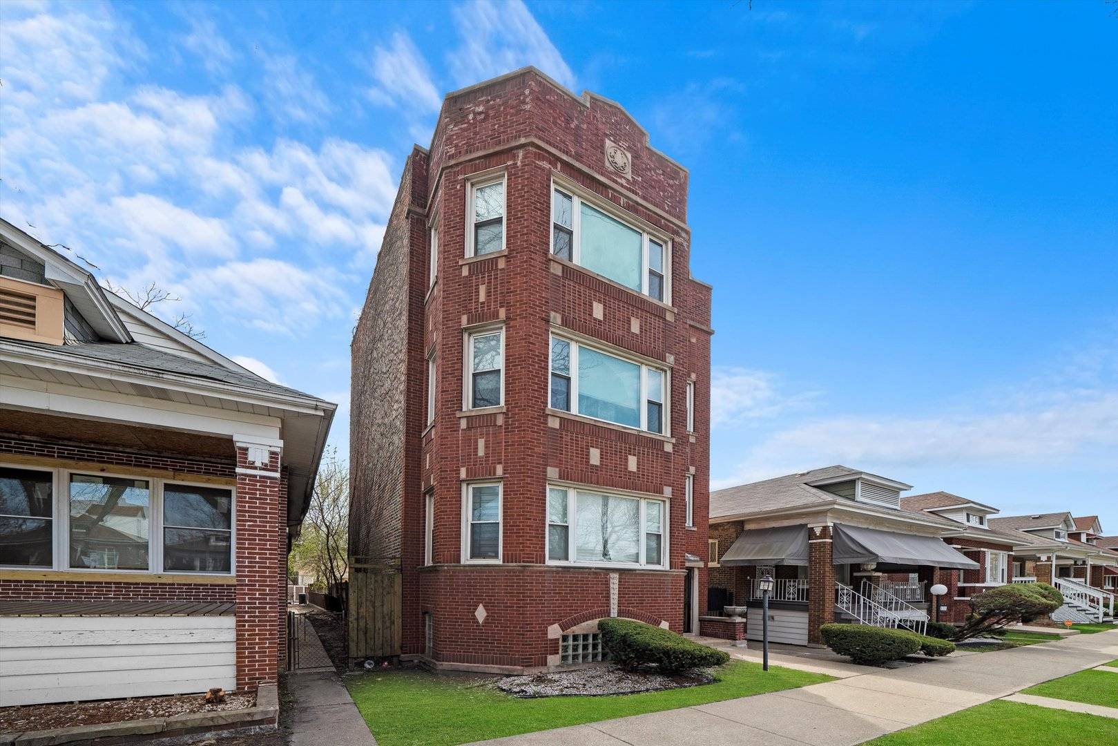 Chicago, IL 60619,8307 S Maryland AVE