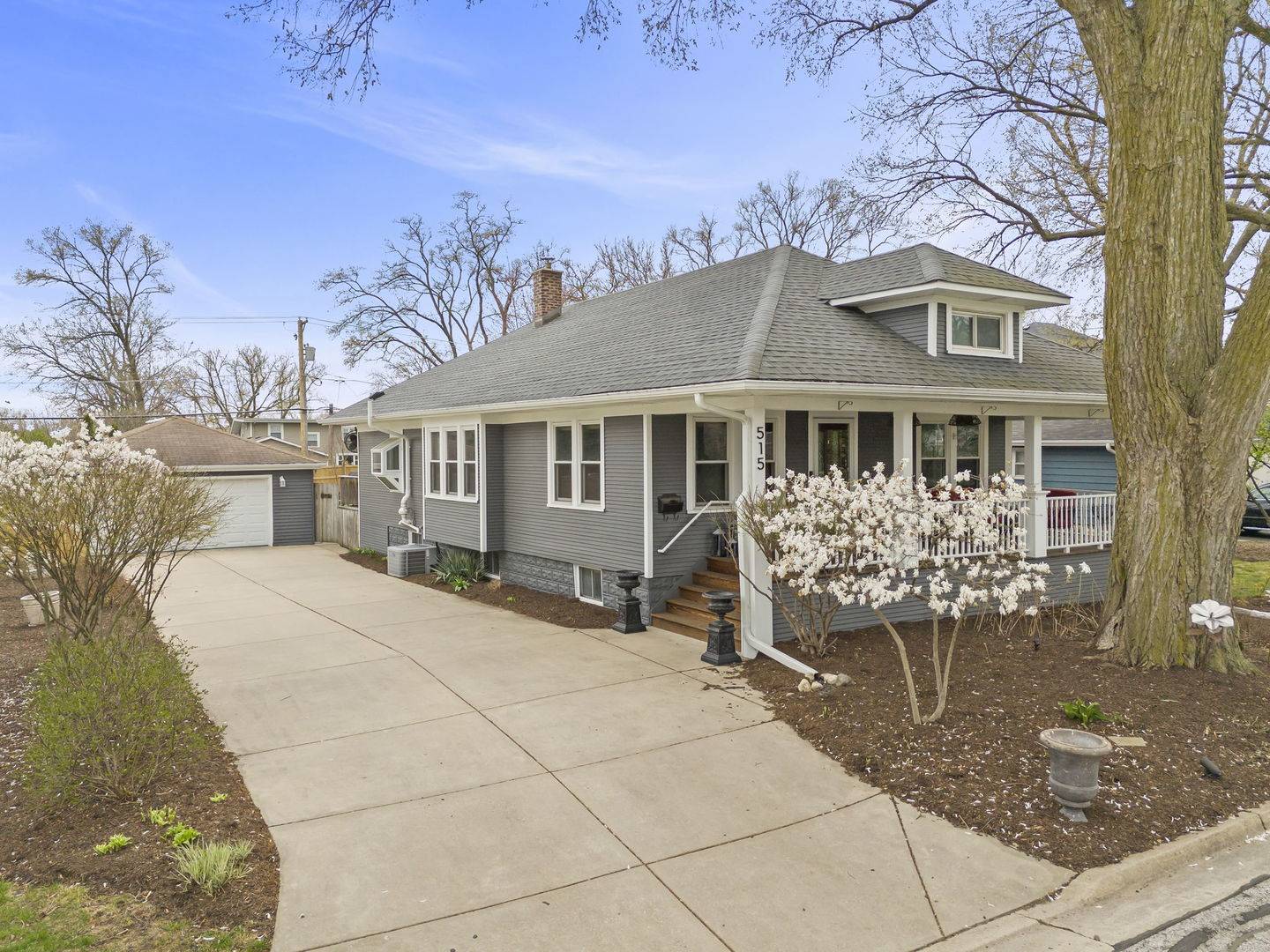 Downers Grove, IL 60515,515 Austin ST