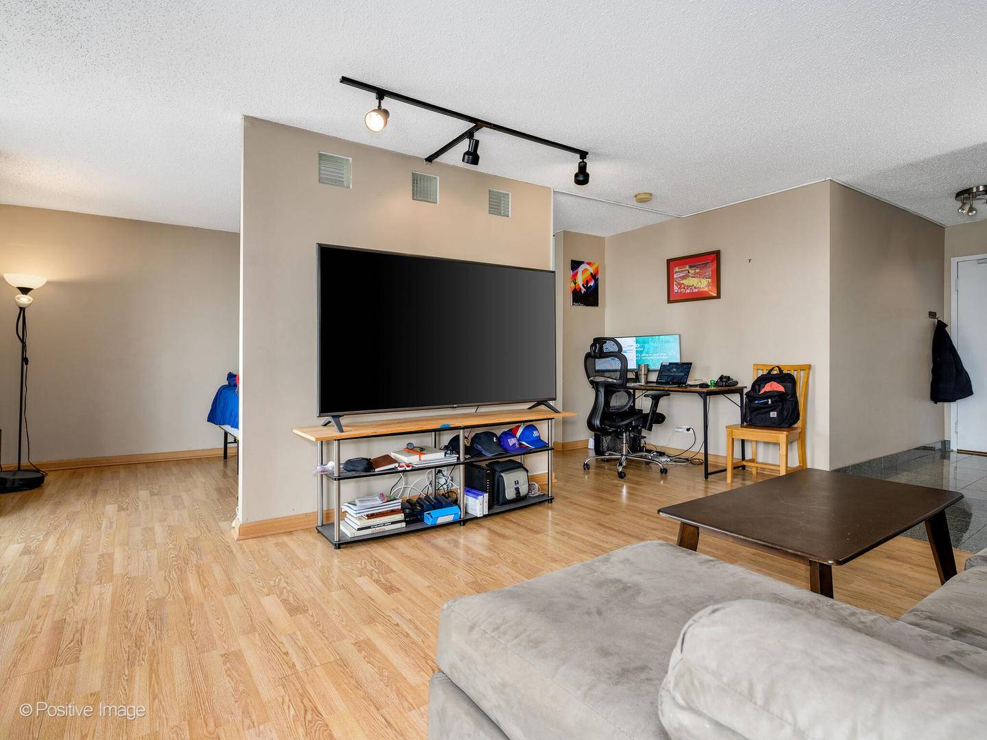 Chicago, IL 60610,1212 N LaSalle ST #2306