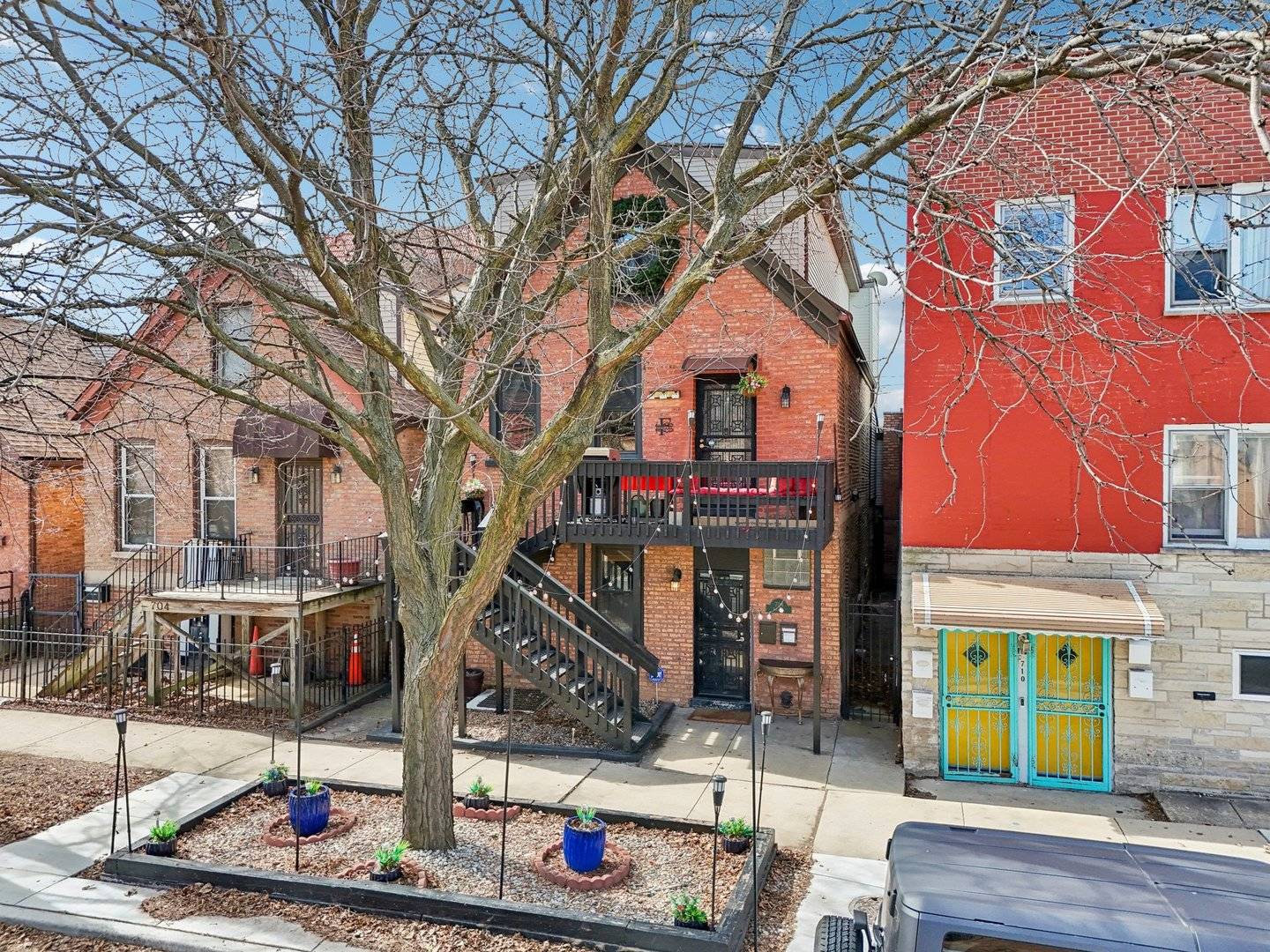 Chicago, IL 60612,708 N Rockwell ST