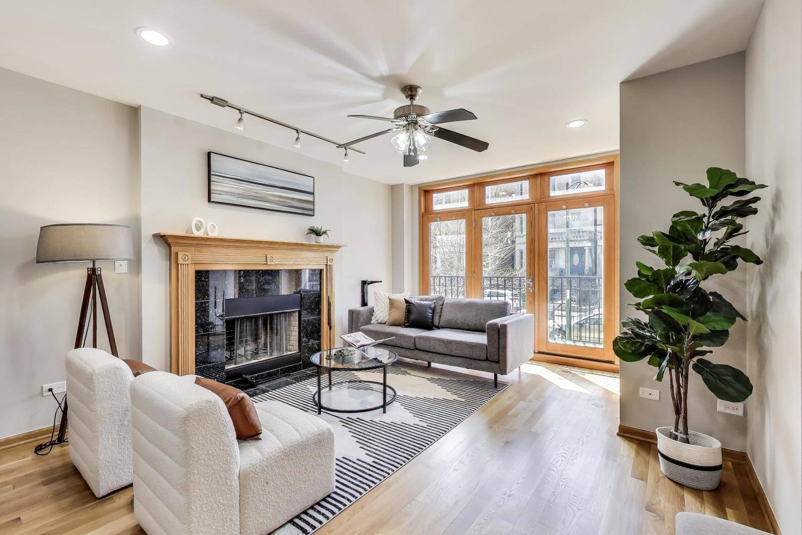 Chicago, IL 60637,6347 S Ingleside AVE #1