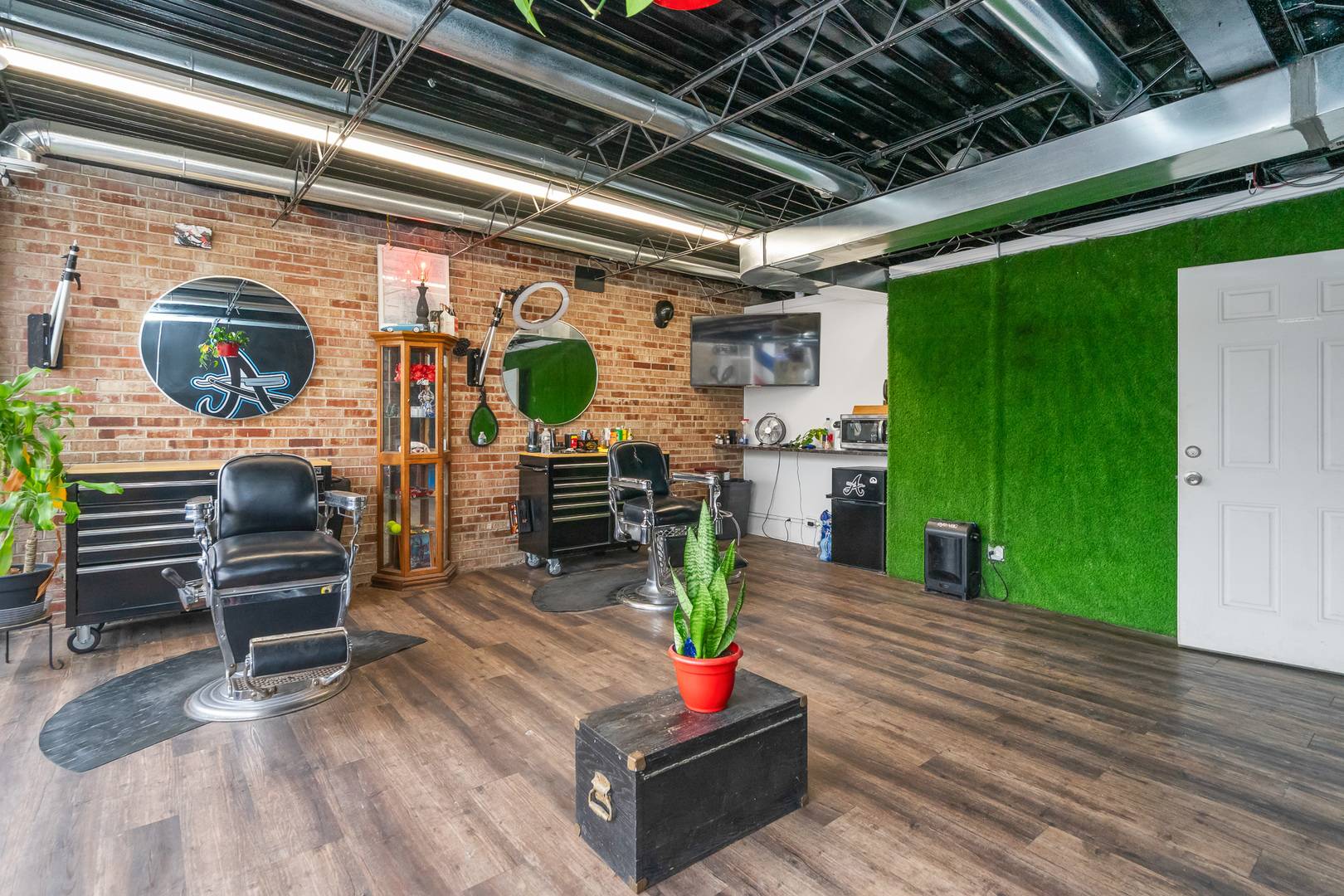 Berwyn, IL 60402,3100 Oak Park AVE