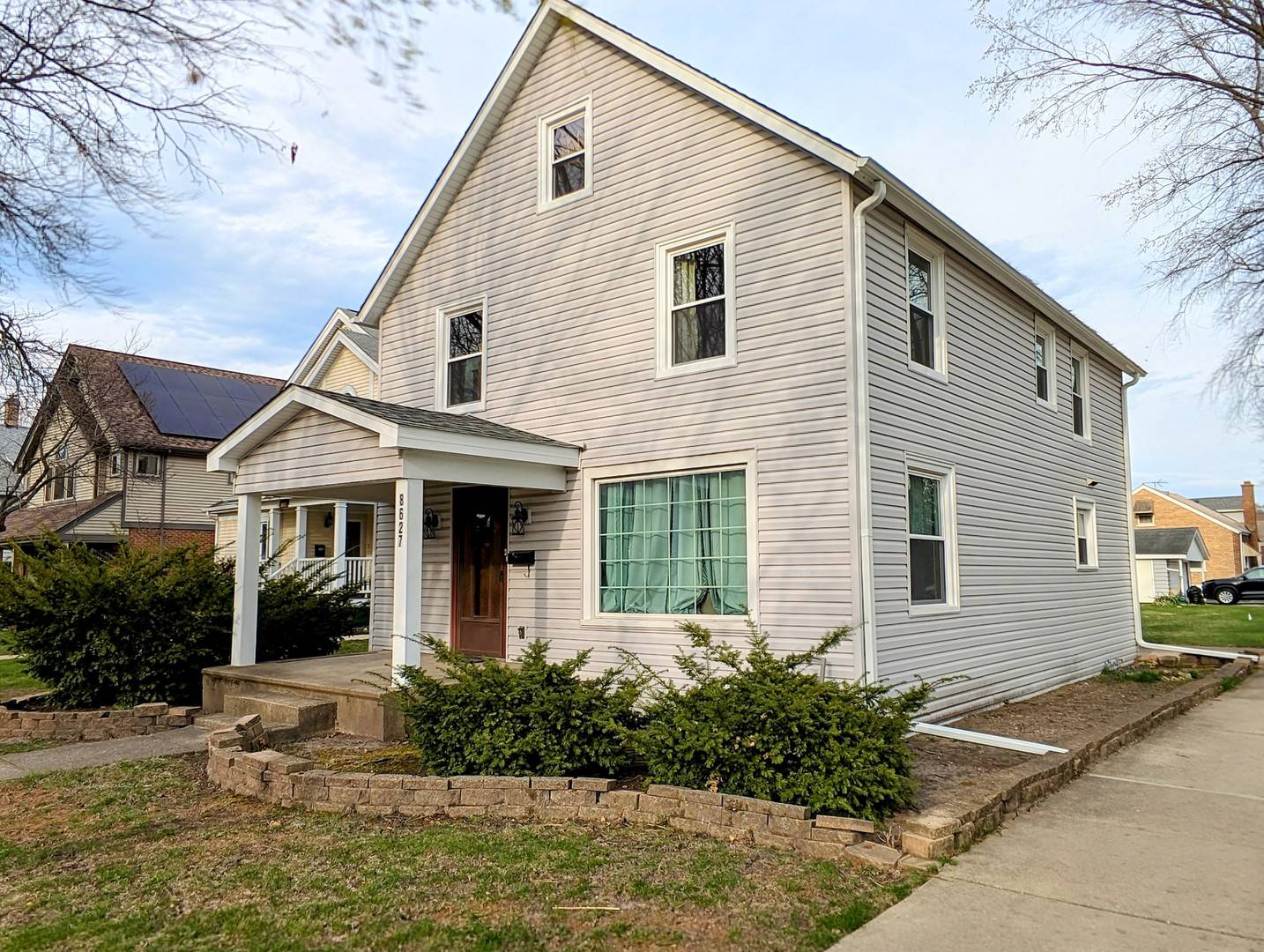 Morton Grove, IL 60053,8627 School ST